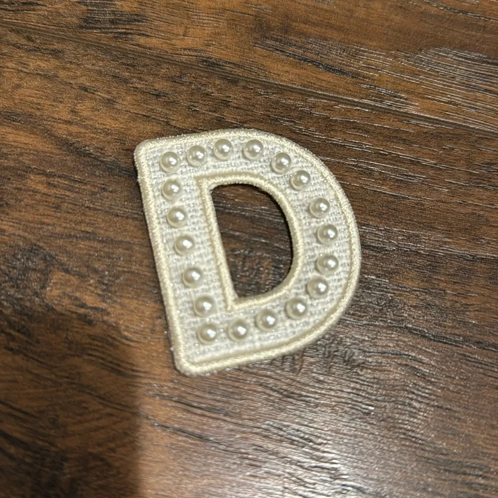 Stoney Clover Lane word Dreams patches sold as a set. - Picture 4 of 5